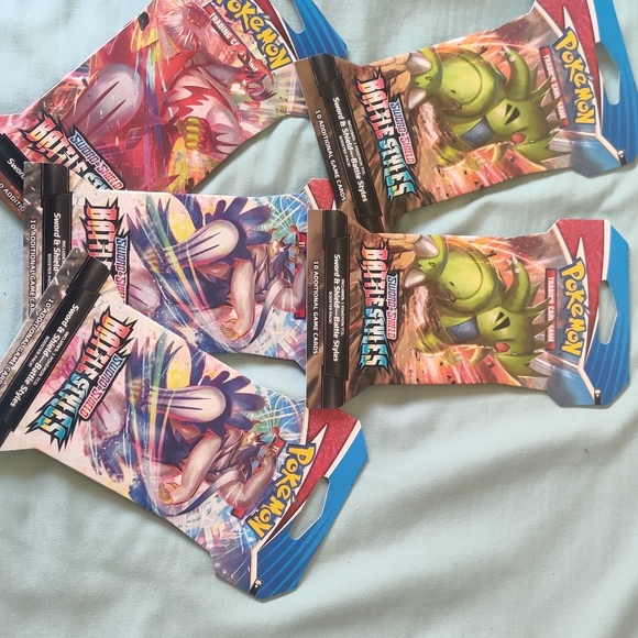 Pokemon packs battle style blister packs - Picture 1 of 1